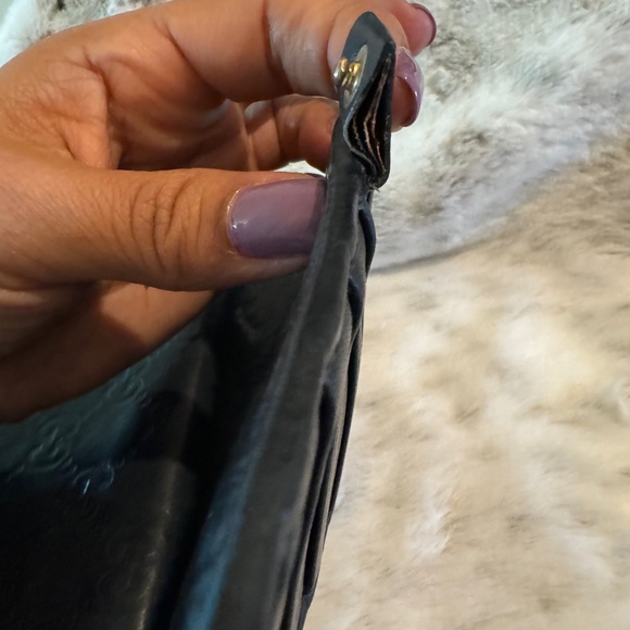 Gucci Signature Black Embossed Leather  Long Wallet  P0075 - Picture 11 of 16